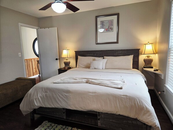 3 bedrooms, iron/ironing board, free WiFi