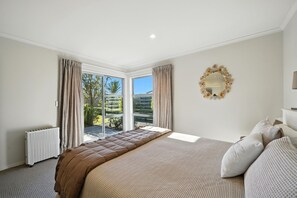 2 makuuhuonetta, silitysrauta/-lauta, Wi-Fi, vuodevaatteet