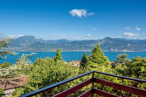 Property grounds - House 608 at Sunset (San Zeno di Montagna)
