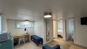 2 bedrooms, internet