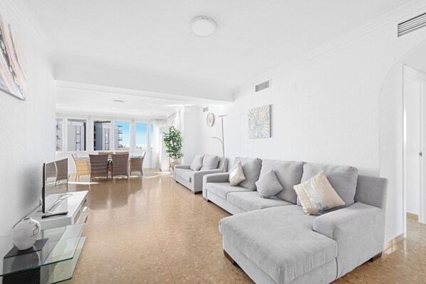 Front of property - Stay U-nique Apartment Playamar (Torremolinos)