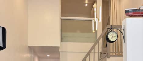 Appart'hÎtel, 1 chambre, fumeur, balcon | Salle de séjour