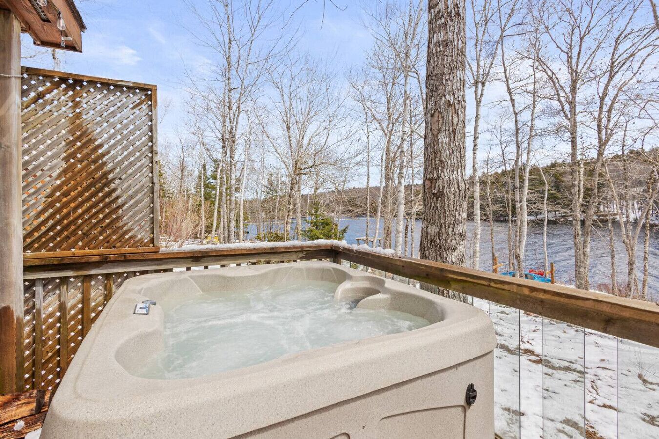 Bain à remous extérieur