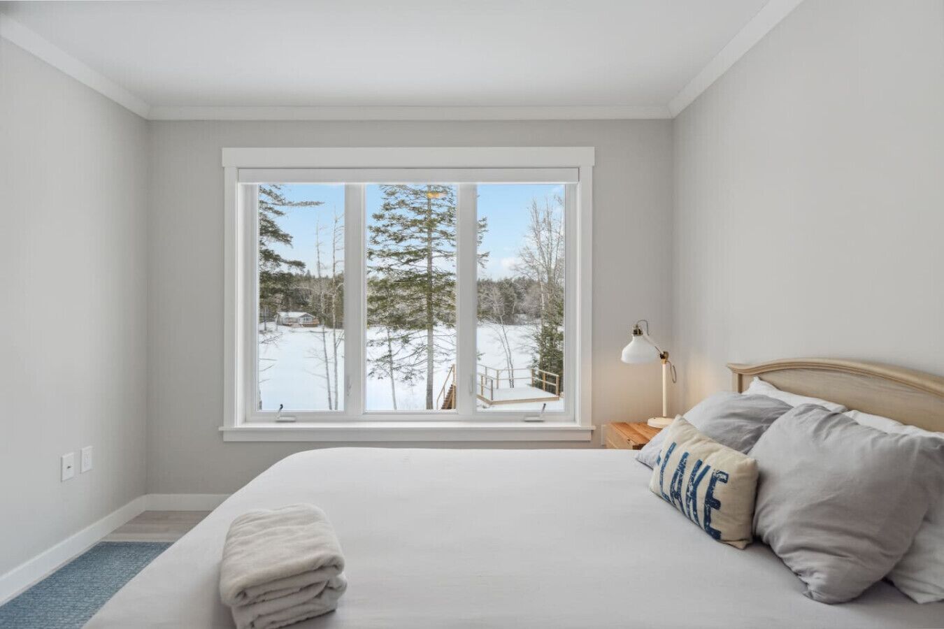 3 habitaciones, escritorio, cuna de viaje y wifi 