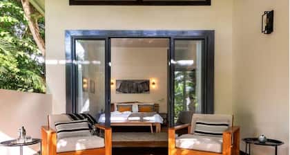 La Prometida Hotel - King Suite, Cambria