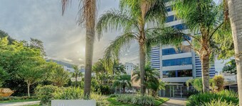 Complete Stay Just Minutes From Parks and Restaurants - PMN