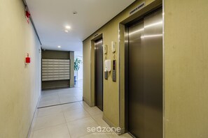 Basic Apartment | Interior