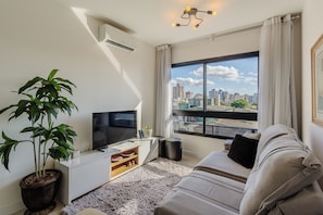 Basic Apartment | Living area