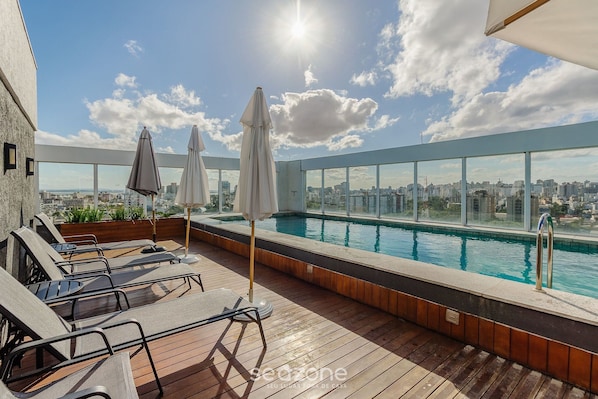 Basic Apartment | Pool | Outdoor pool