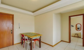 Basic Apartment | Interior