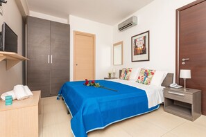 1 bedroom, WiFi, bed sheets