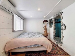 3 bedrooms, WiFi, bed sheets - Maison sur l'eau 3 chambres & Terrasse Proche Paris center (Villeneuve-la-Garenne)