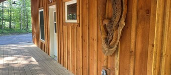 3BR Lacona Cabin: AC, Trails Access, Family + Pet-Friendly