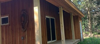 3BR Lacona Cabin: AC, Trails Access, Family + Pet-Friendly