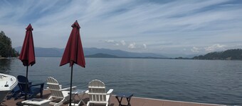 The cabinette on beautiful Lake Pend Oreille