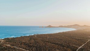 Beach - Arch View Condo Cabo San Lucas • 4th Floor Rooftop Pool | 403 (Cabo San Lucas)