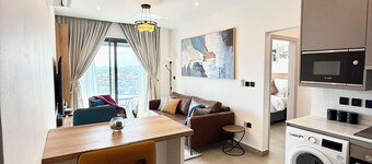 Breathtaking City Views from a Stylish 1-Bed @Nova