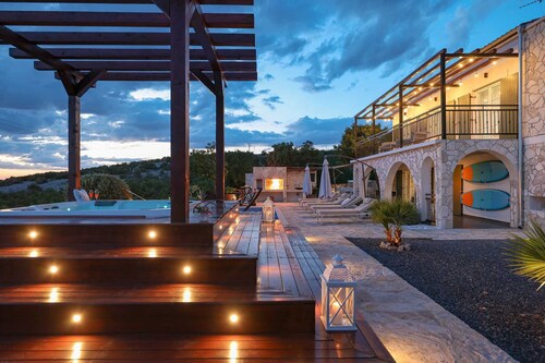 Villa Ventina with Pool