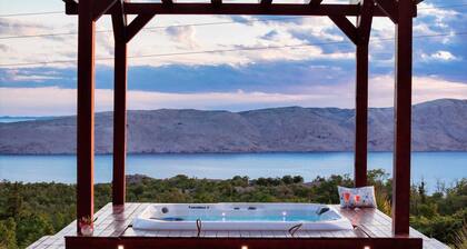 Villa Ventina with Pool