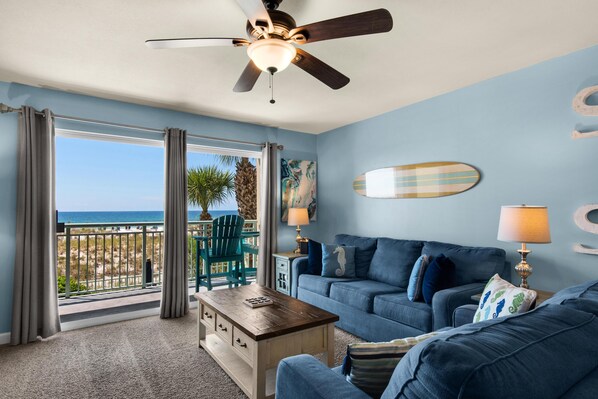 Condo, 1 Queen Bed with Sofa bed (Pelican Isle 107) | Living area