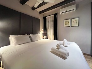 Apartment (1 Bedroom) | Interior - Stay U-nique Apartments Est (Barcelona)