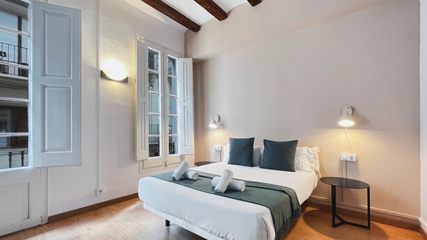 Apartemen (4 Bedrooms) | Bagian depan properti