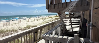 Ocean Breeze Beachfront SGI – Gulf-Front Luxury for Families & Couples with Pool