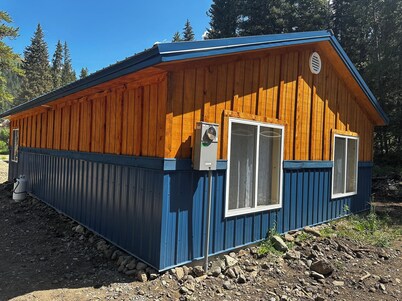 Entire Cabin at Woody Falls Trailhead in Cooke City