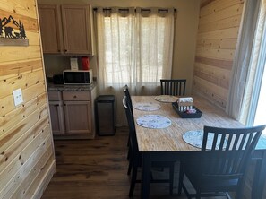 Dining - Entire Cabin at Woody Falls Trailhead in Cooke City (Cooke City)