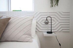 2 soverom, strykejern/-brett, wi-fi (inkludert) og sengetøy