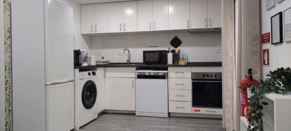 Microwave, oven, stovetop, dishwasher