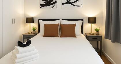 1BR Modern Luxe Apt with In-Unit Laundry