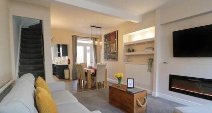 Llandudno Central Townhouse