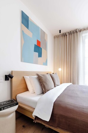 5 chambres, fer et planche à repasser, Wi-Fi, draps fournis