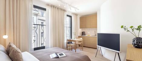 1 chambre, fer et planche à repasser, lit parapluie, Wi-Fi