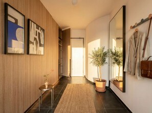 Interior - TurnKey | Henry's Tower Apartment IV-2 (Hlavní město Praha)