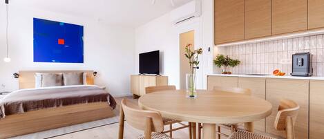 1 غرفة نوم ومكواة/لوح كي وسرير سفر وواي فاي