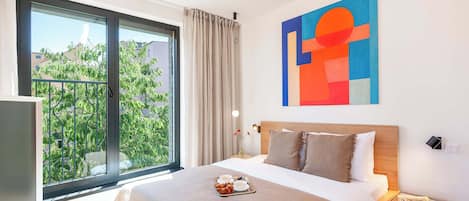 2 slaapkamers, een strijkplank/strijkijzer, reisbedje, wifi