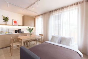 2 chambres, fer et planche à repasser, lit de bébé portatif, Wi-Fi
