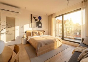 2 habitaciones, tabla de planchar con plancha, cuna de viaje y wifi 