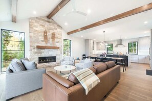 TV, fireplace, stereo, offices