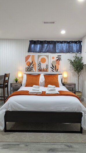 Desk, iron/ironing board, free WiFi, bed sheets