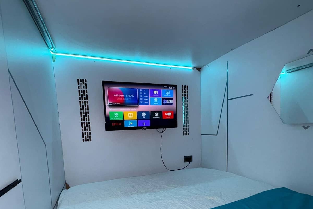 Quarto básico | Wi-Fi de cortesia