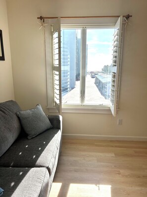 Smart TV, table football, ping pong