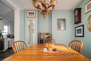 Dining - Walk Everywhere | 2-Bedroom House w/ Backyard (Providence)