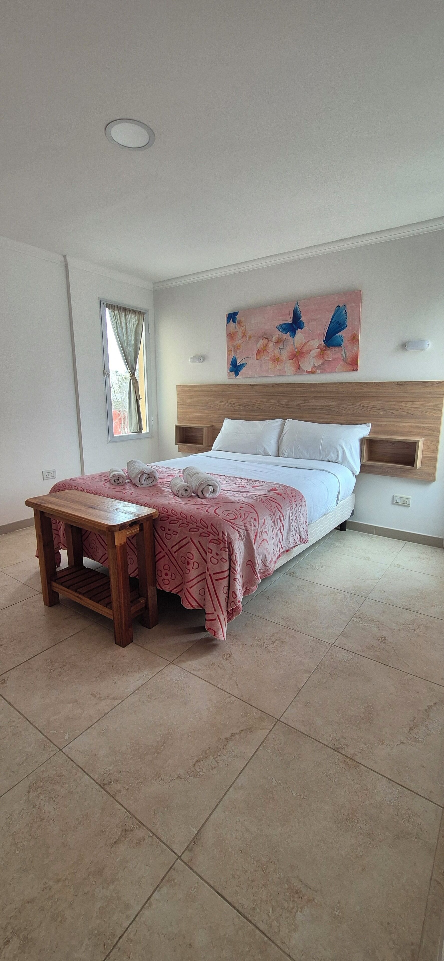 2 habitaciones, internet y ropa de cama 