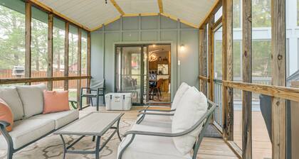 Pool Access: Peaceful Cabin in The Woods Resort!
