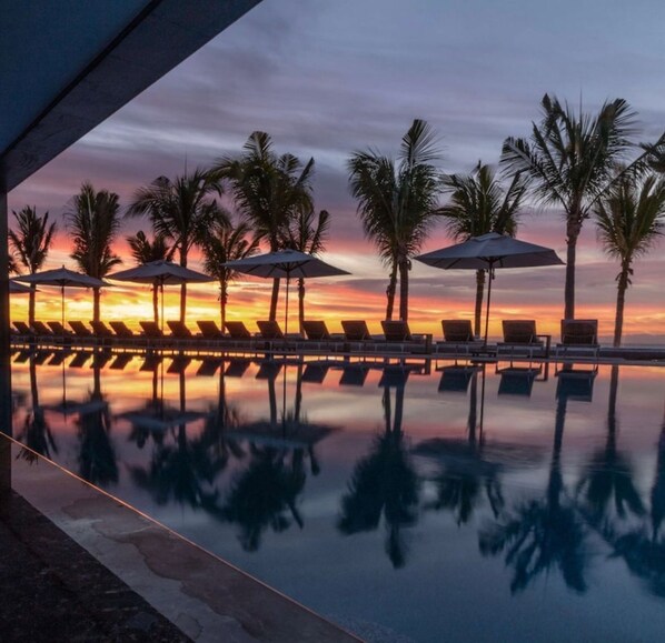 Outdoor pool, a heated pool
