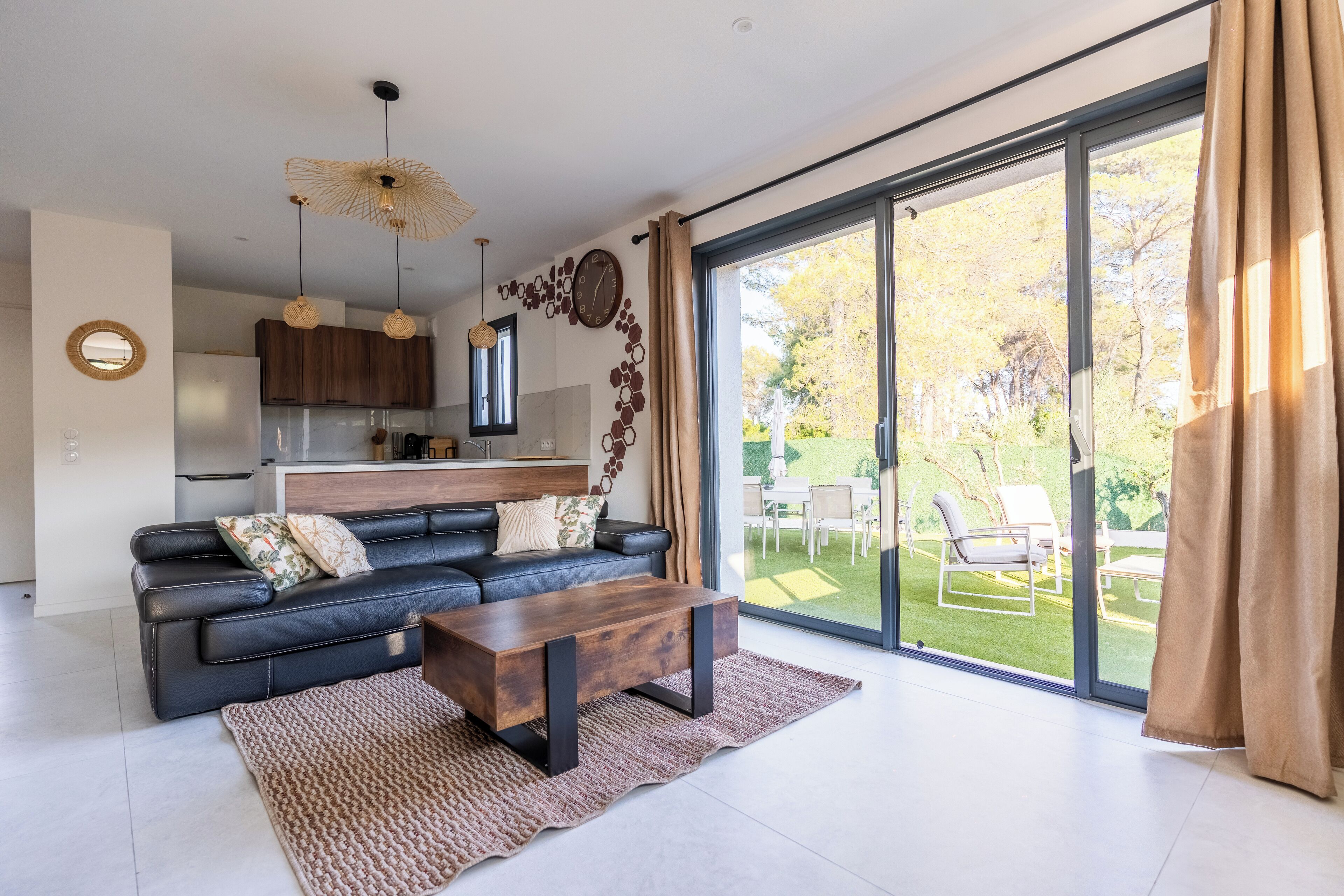 تلفزيون ذكي