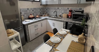 Bright, cozy apartment!